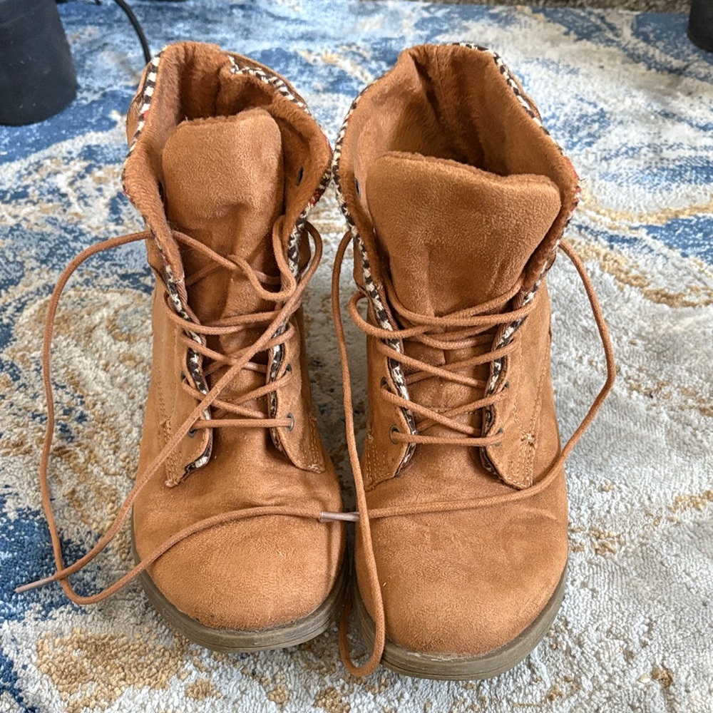 Rock & Candy Tan Ankle Boots
